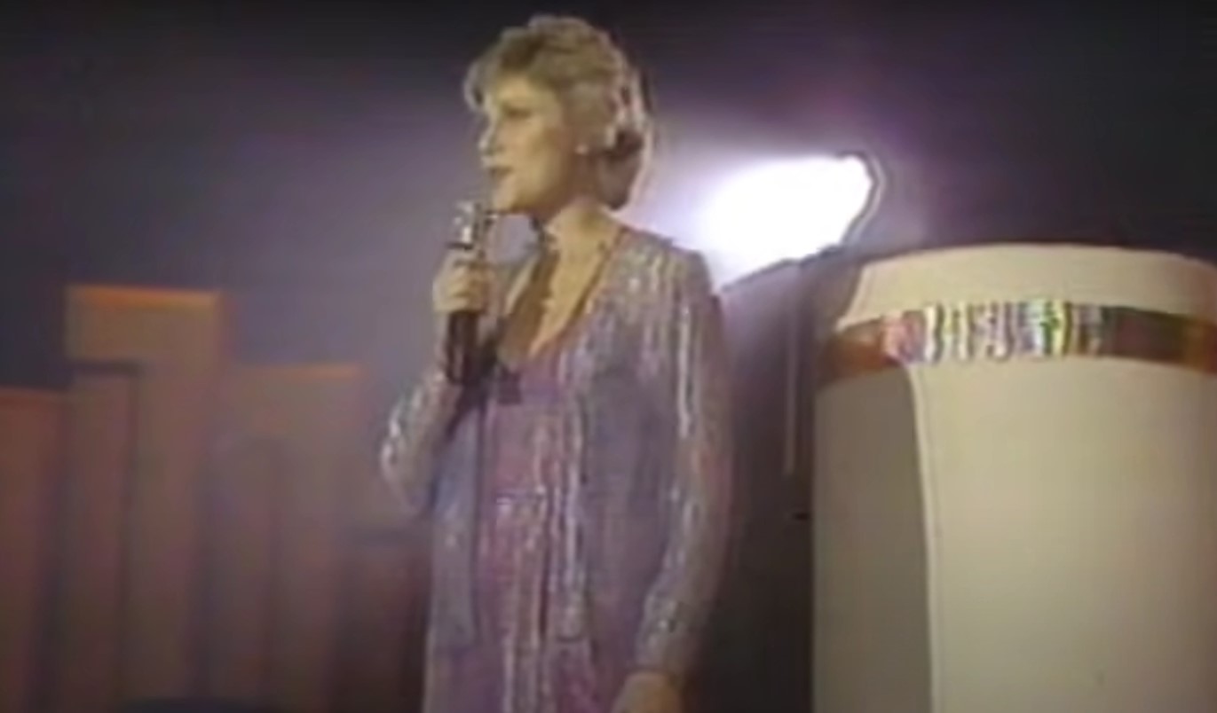 Anne Murray's sweet voice in 'Could I Have This Dance' truly defines ...